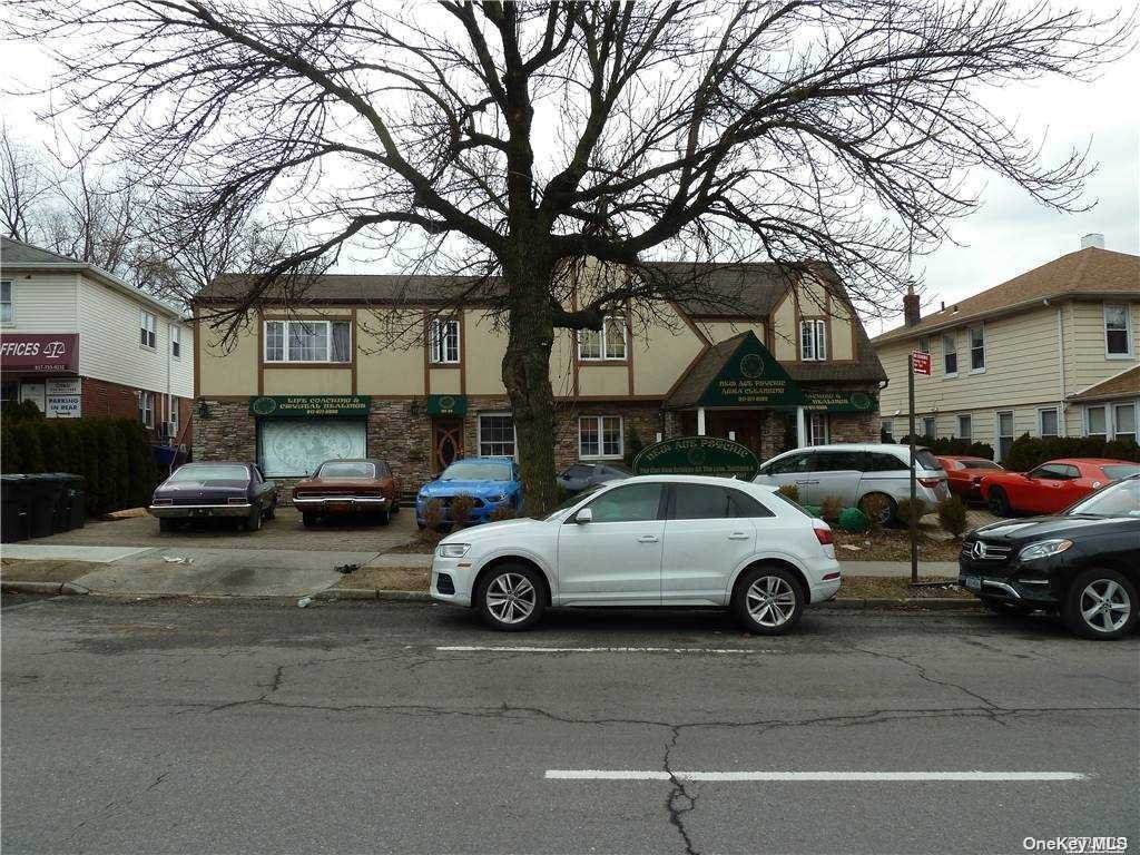 141-36 Union Turnpike - Photo 1