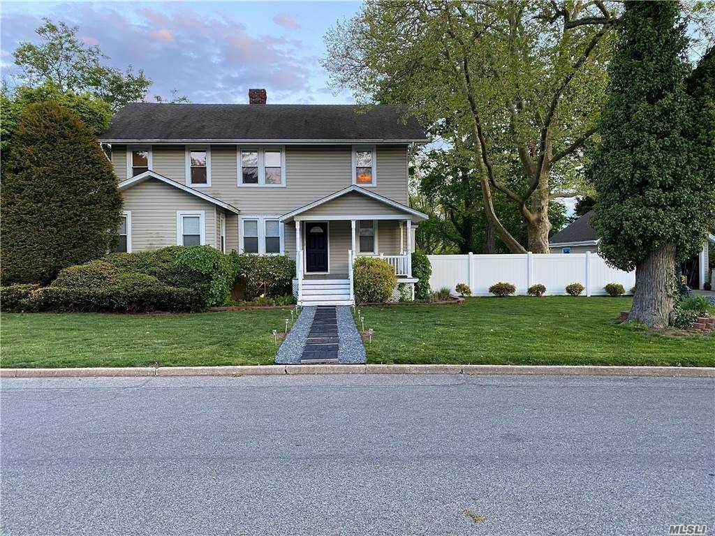 5 Franklin Avenue - Photo 1