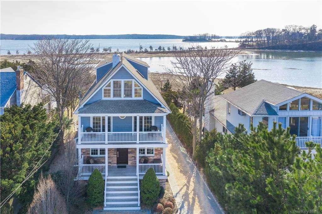 317 Asharoken Avenue - Photo 1