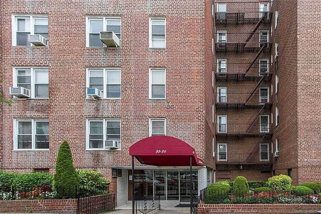 33-44 93rd Street - Photo 1