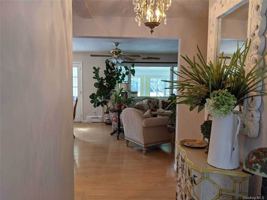 301 Newton Avenue - Photo 1