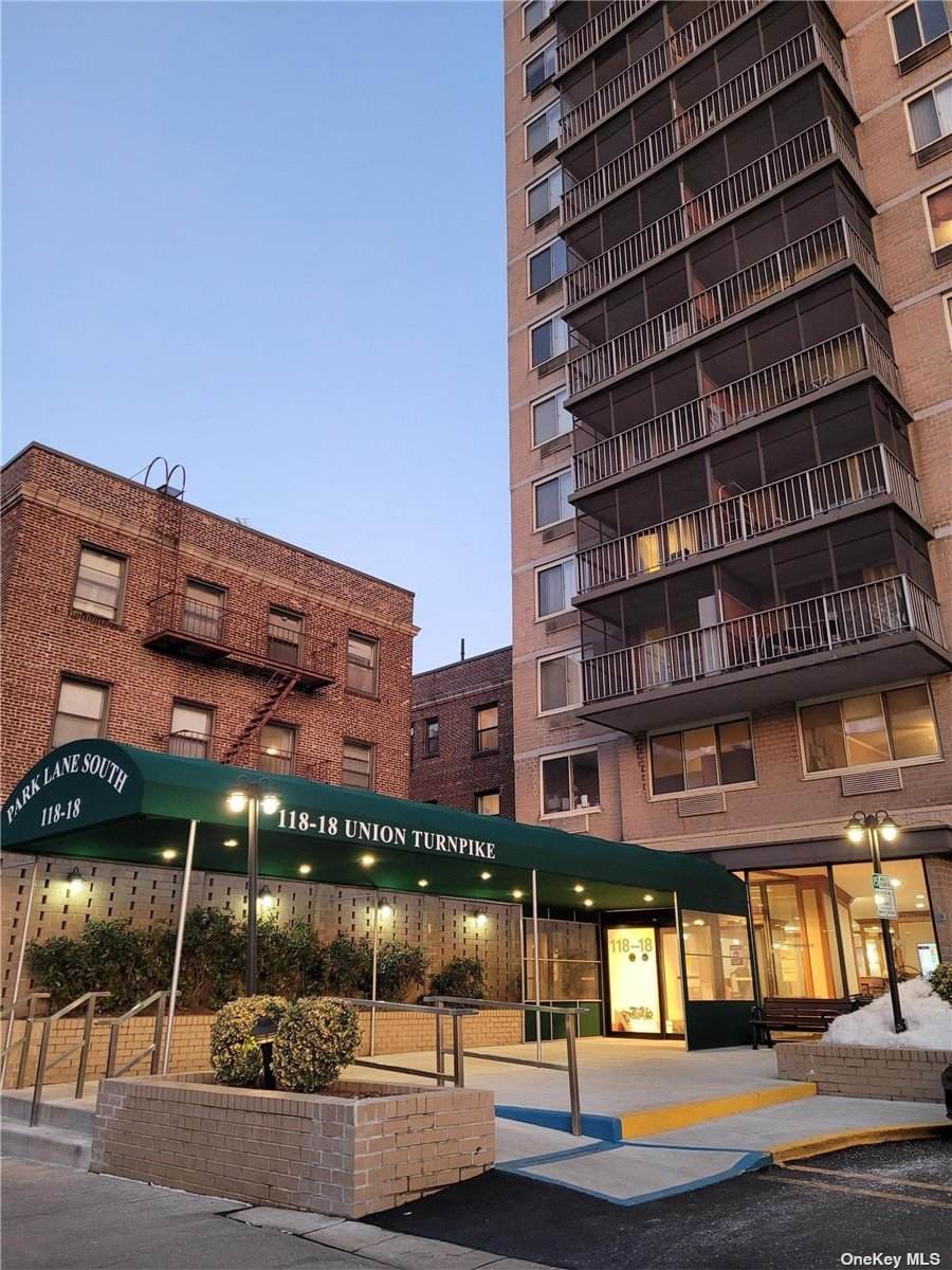 118-18 Union Turnpike - Photo 1