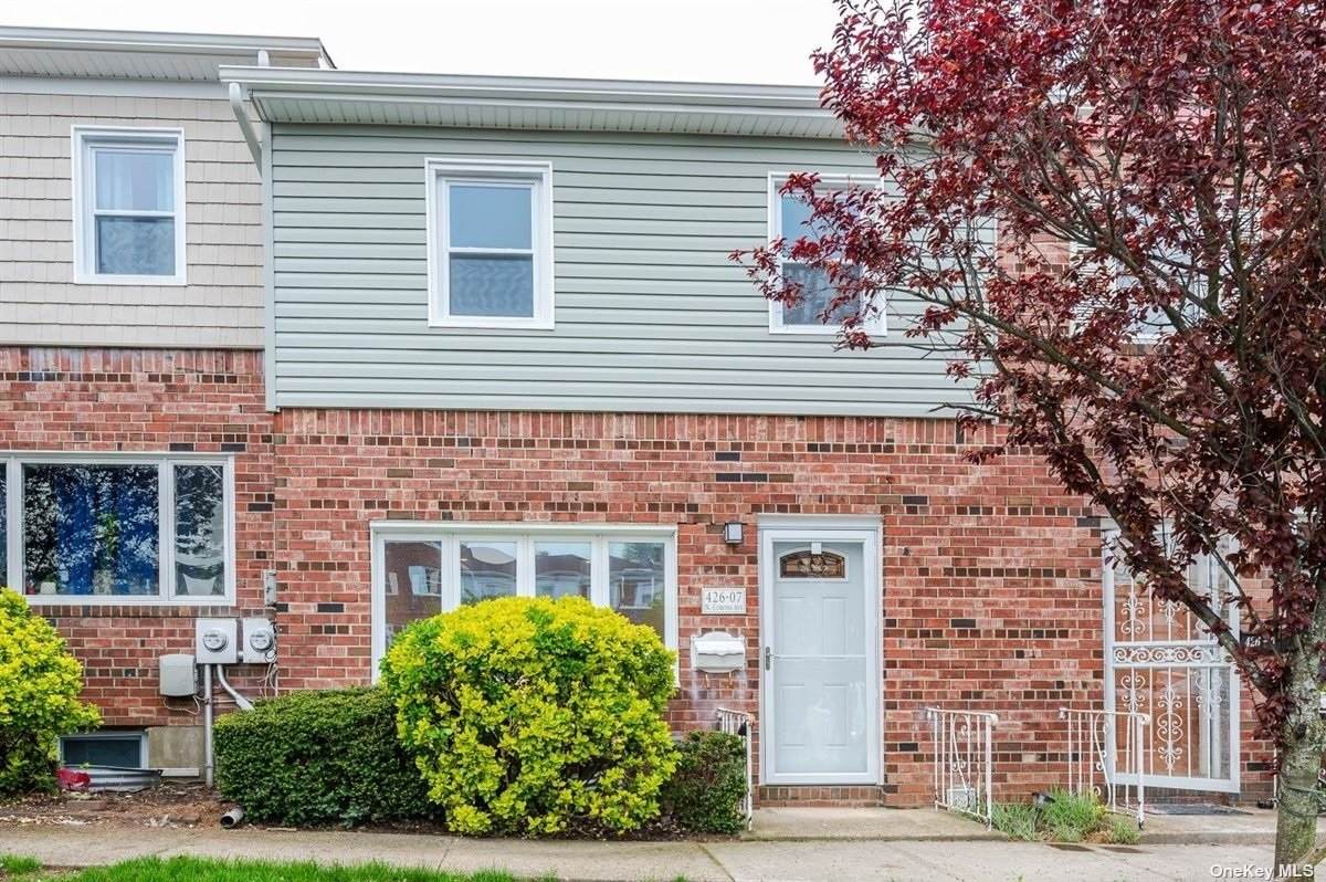 426 Corona Avenue - Photo 1