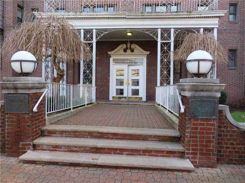 170-40 Highland Avenue - Photo 1