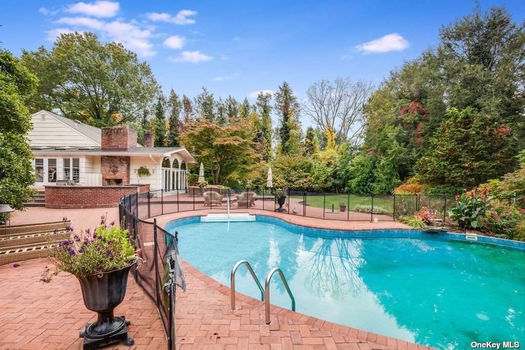 26 Harbor Hill Drive - Photo 1