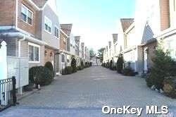 280 Franklin Avenue - Photo 1