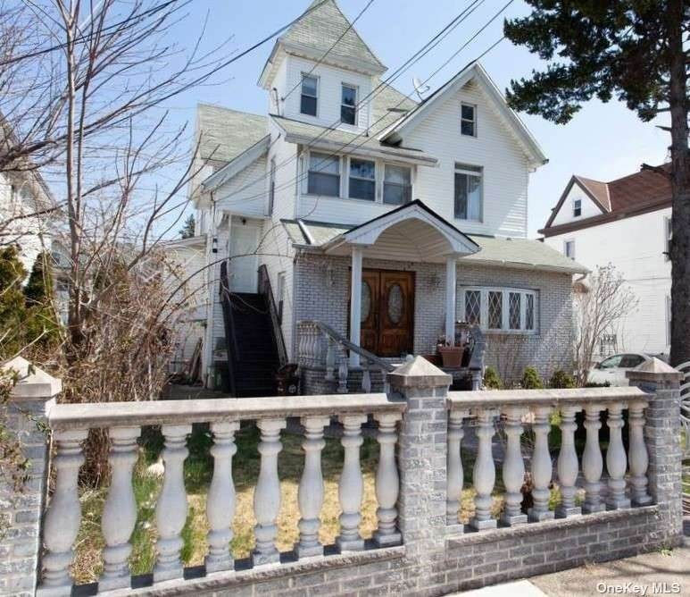 89-27 120th Street - Photo 1