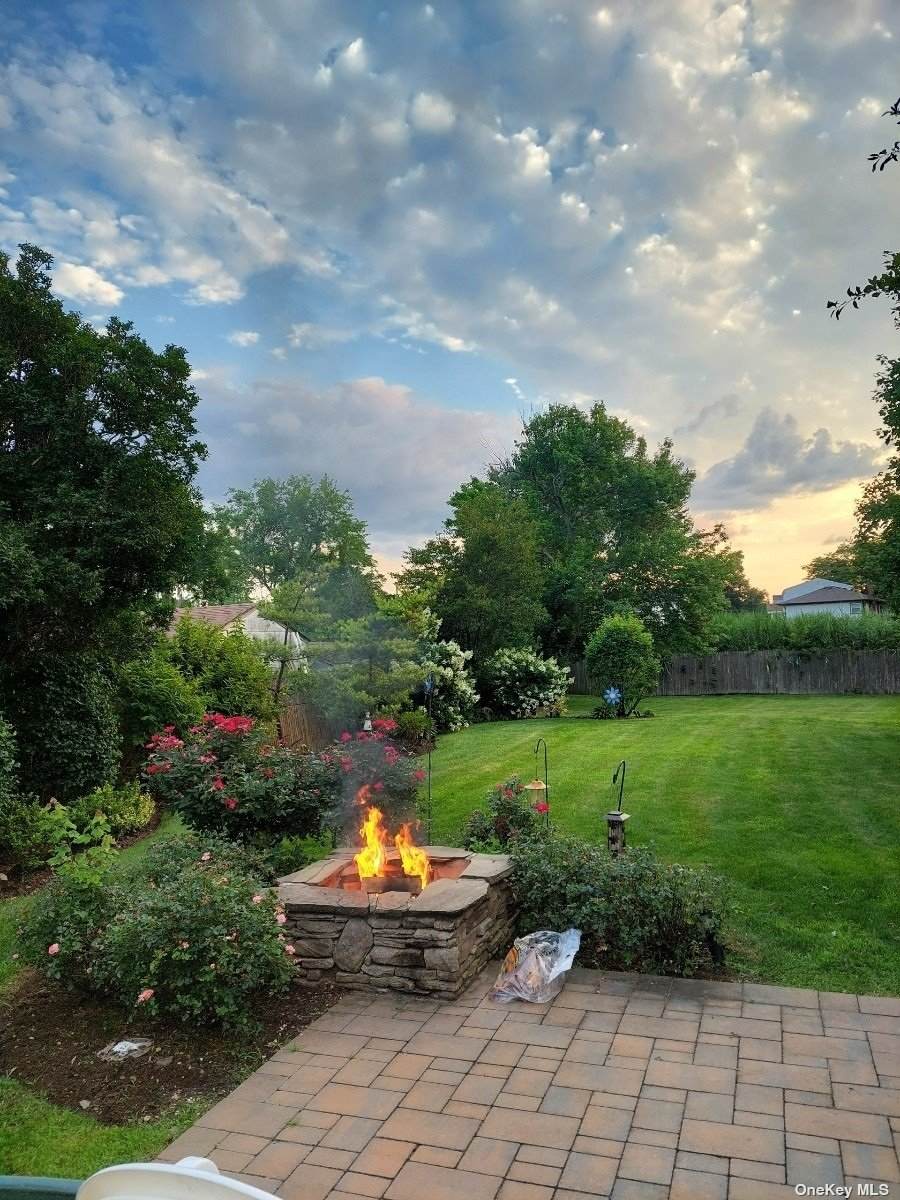 2498 Park Place - Photo 1