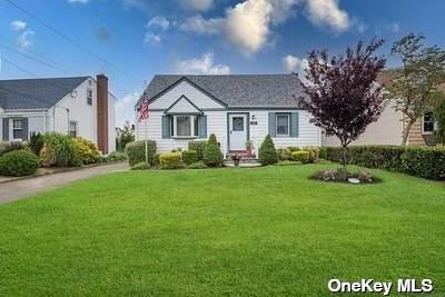2150 Maple Street - Photo 1