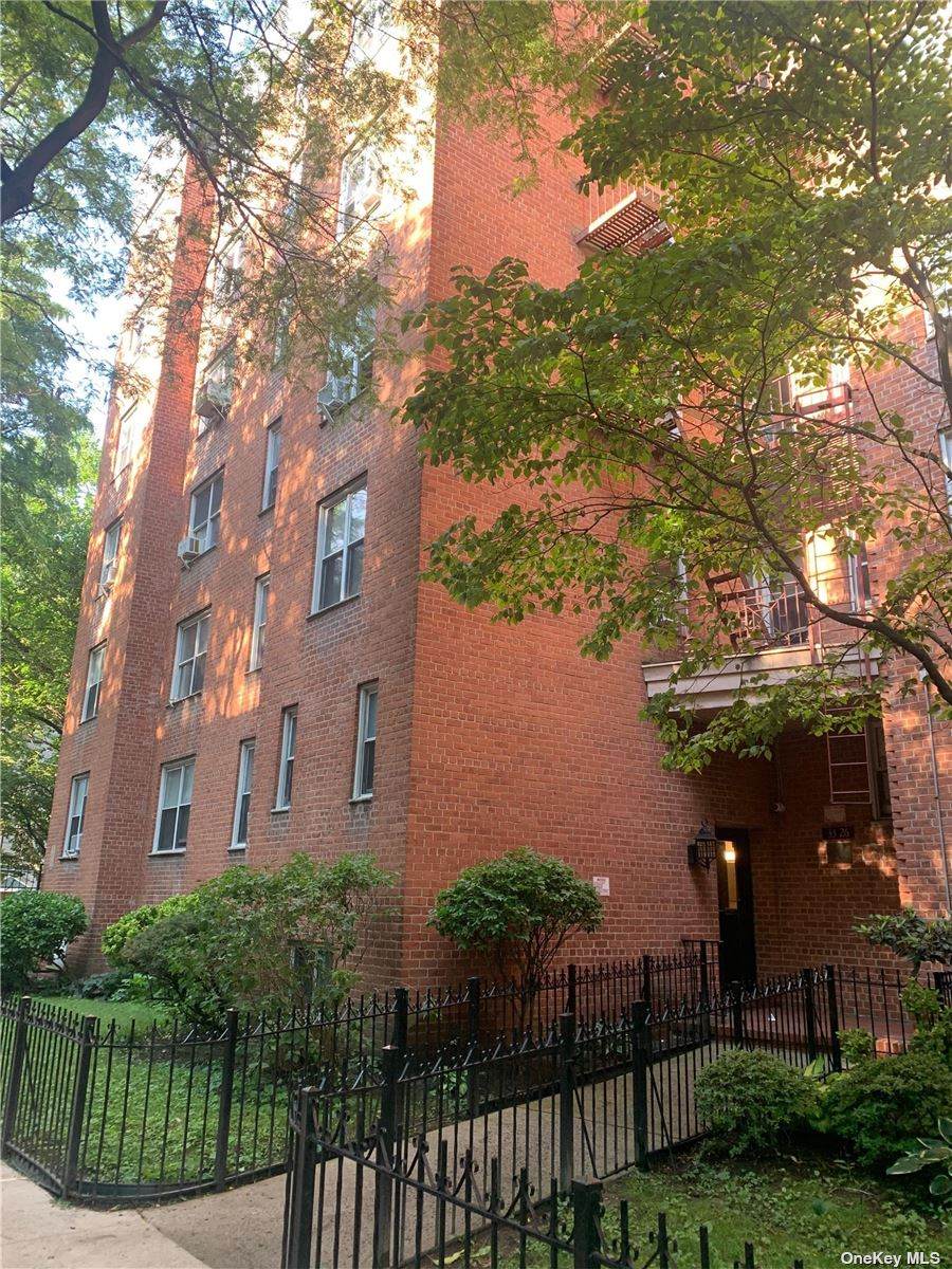 33-26 82 Street - Photo 1