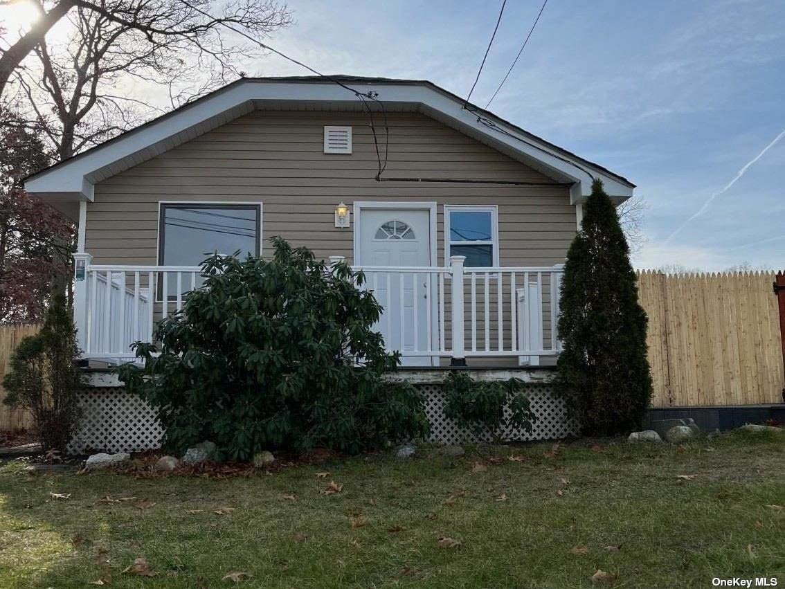 10 Charles Court - Photo 1