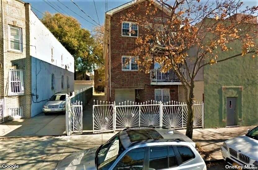 32-53 105th Street - Photo 1