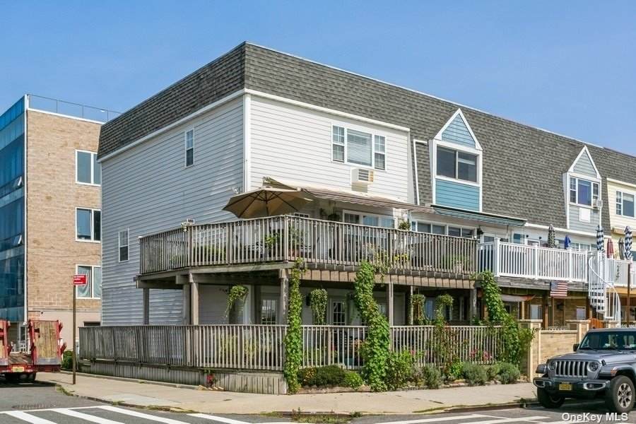 95-20 Shore Front Park - Photo 1