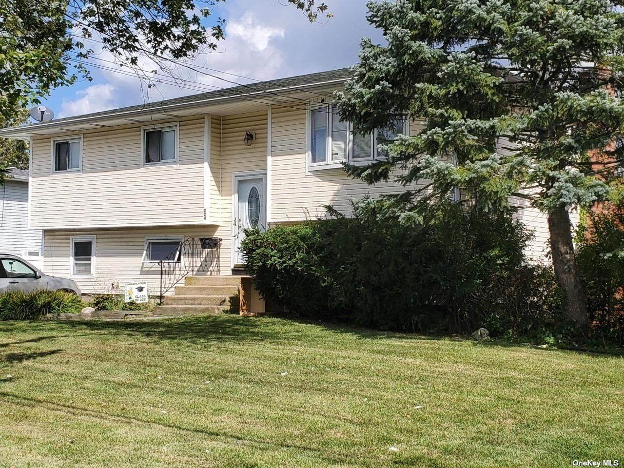 224 Verona Parkway - Photo 1
