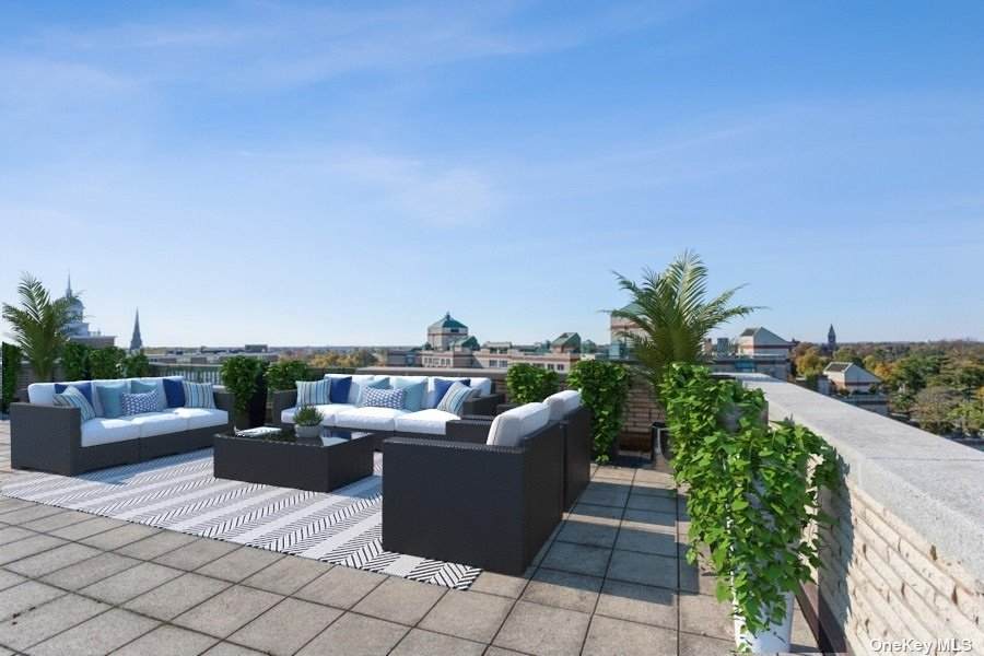 100 Hilton Avenue - Photo 1