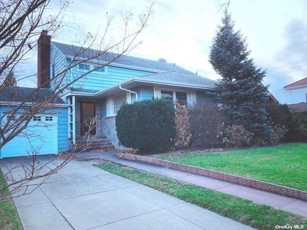 234 Olive Street - Photo 1