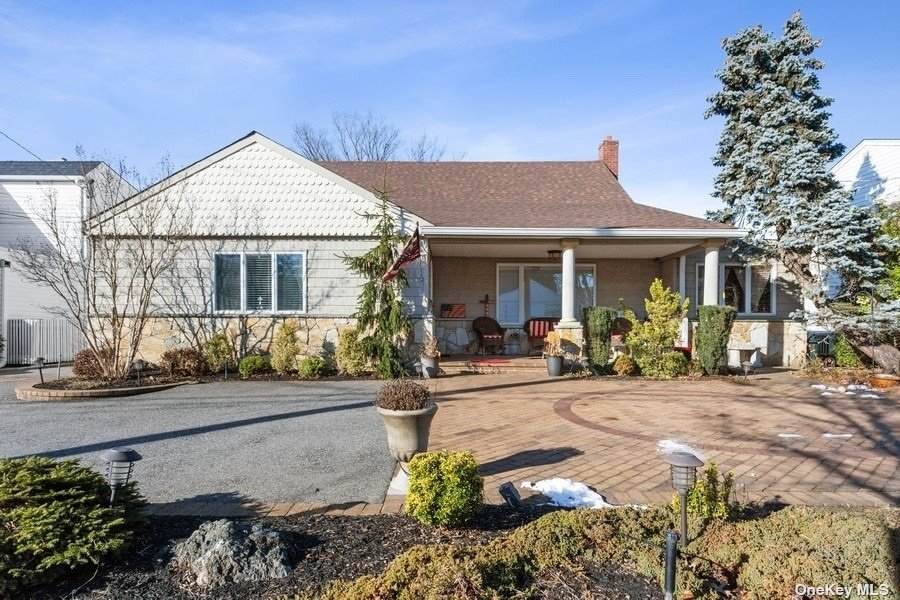 2794 River Avenue - Photo 1