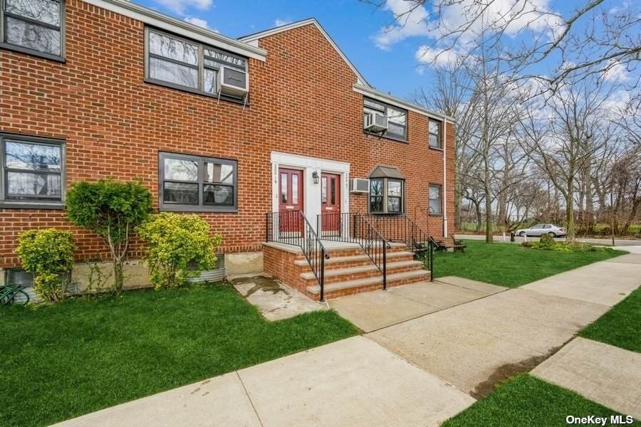 200-19 22 Avenue - Photo 1