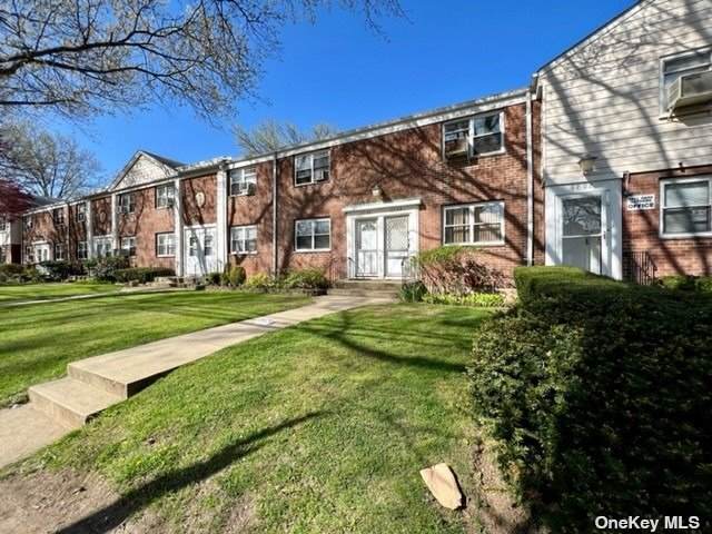 67-04 Springfield Boulevard - Photo 1