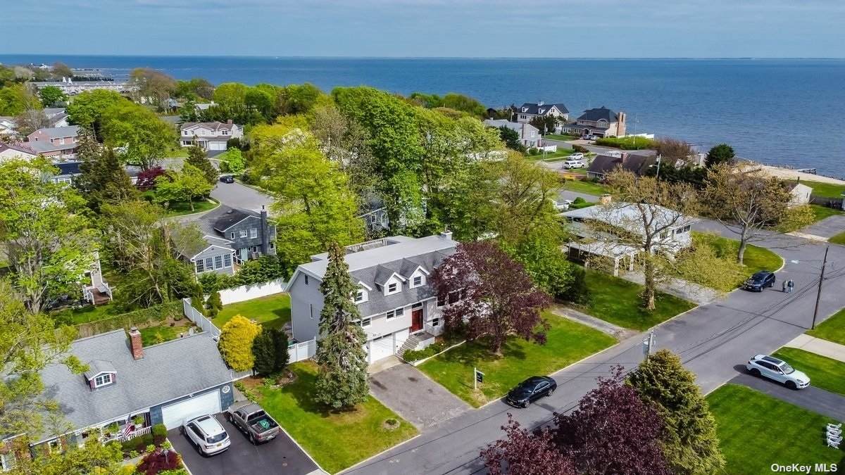 21 Nancy Drive - Photo 1