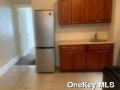 219-49 Jamaica Avenue - Photo 1