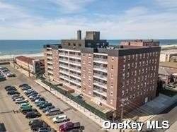 55 Monroe Boulevard - Photo 1