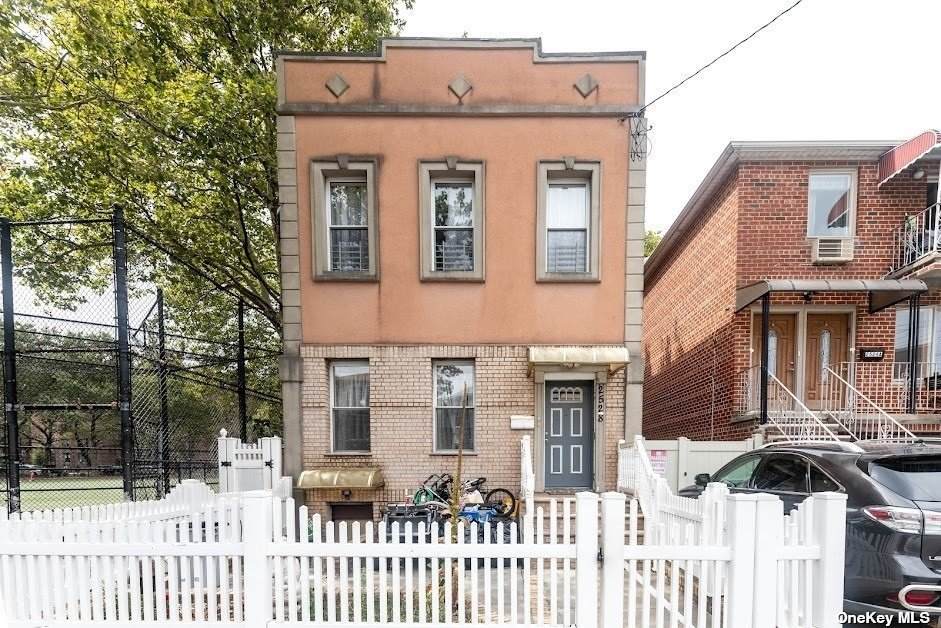 2528 West Street - Photo 1