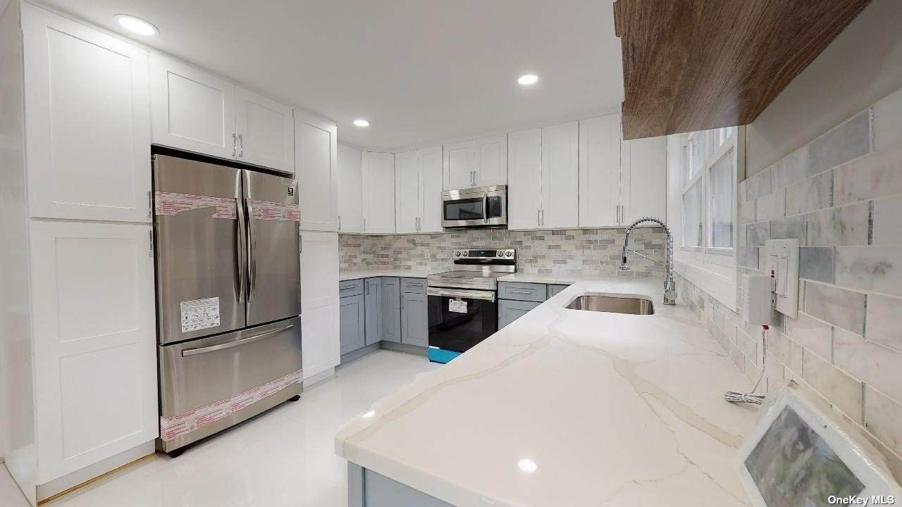 4 Creek Road - Photo 1