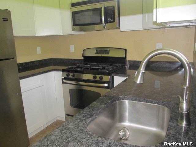 62 Oak St - Photo 1