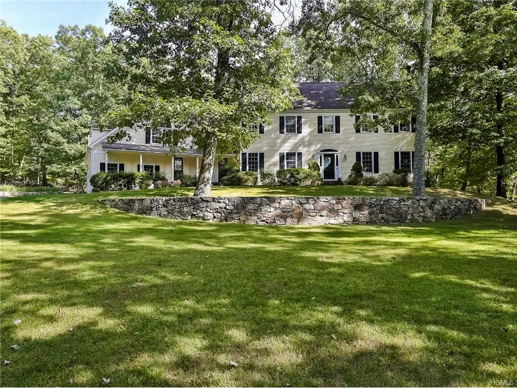 5 Twin Ponds Drive - Photo 1
