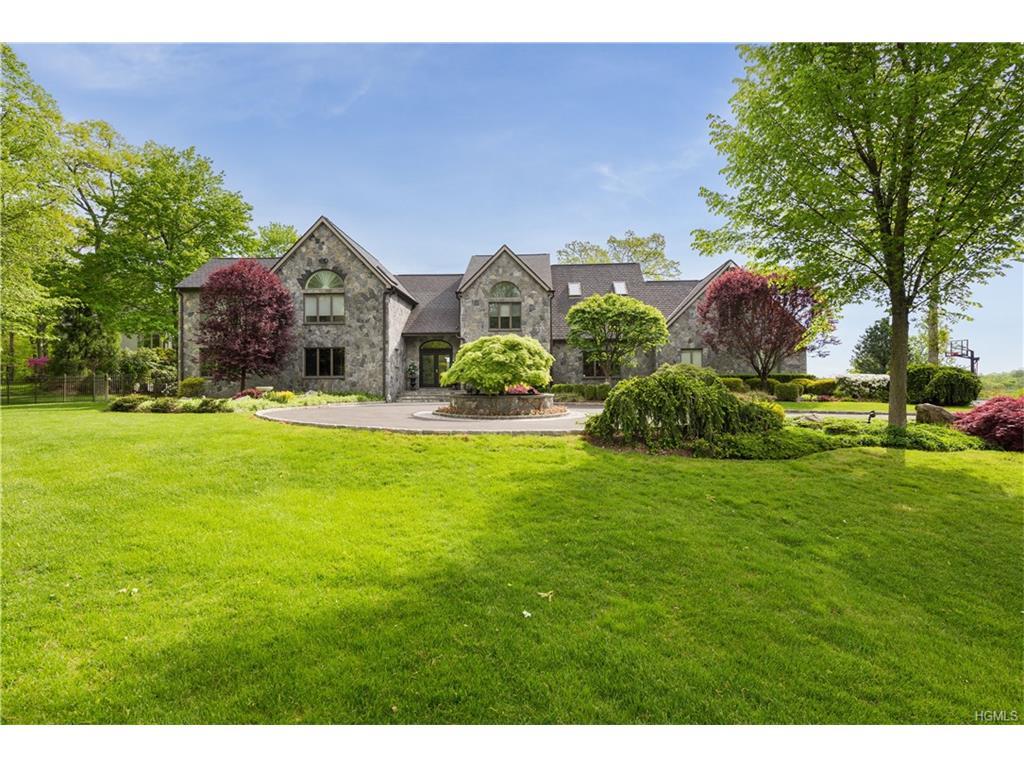 18 Carey Drive - Photo 1