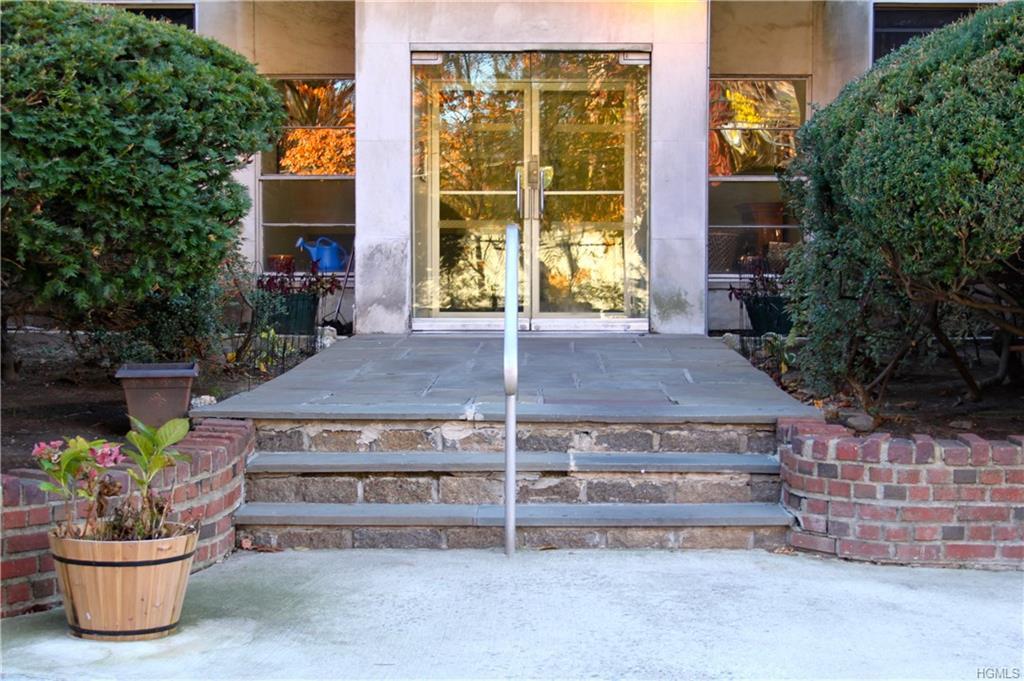 1234 Midland Avenue - Photo 1