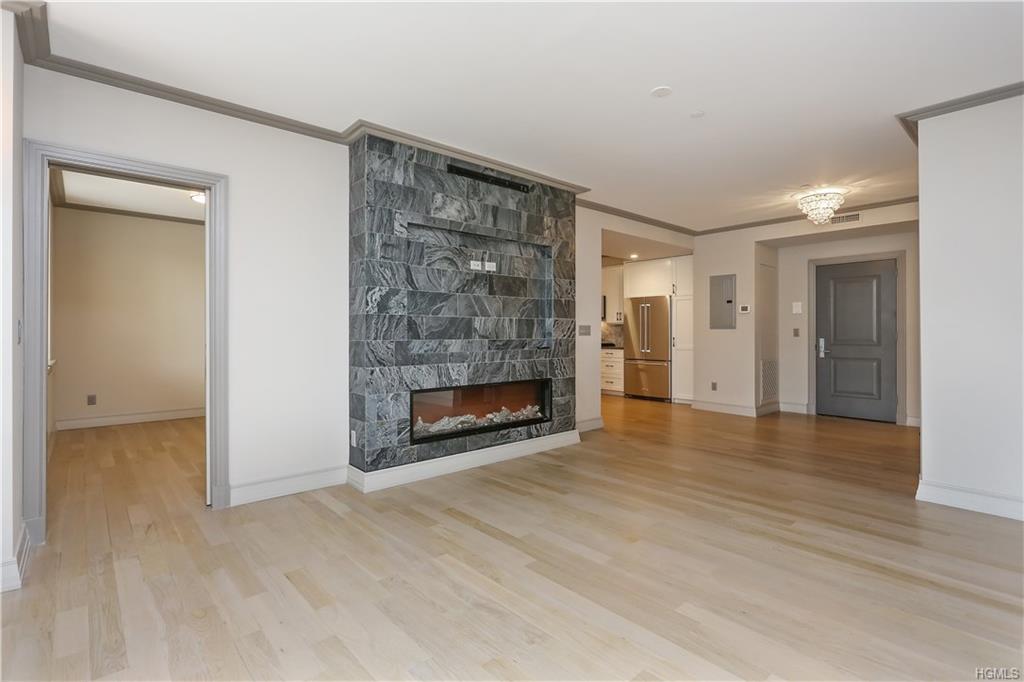 26 East Parkway - Photo 1