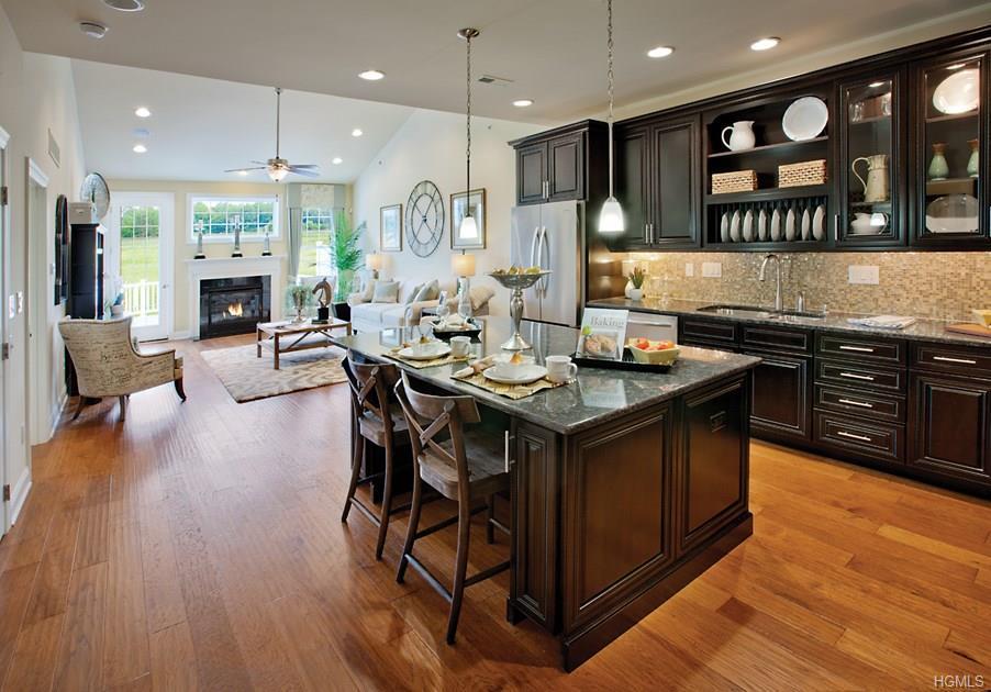 52 Dennis Lane - Photo 1