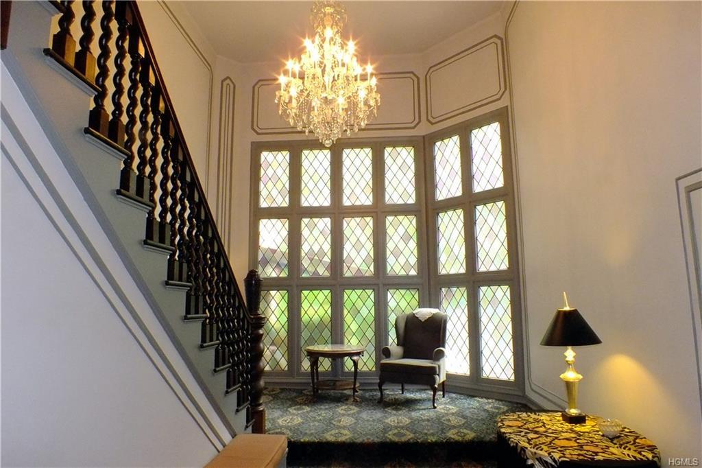 150 Mount Tom Road - Photo 1