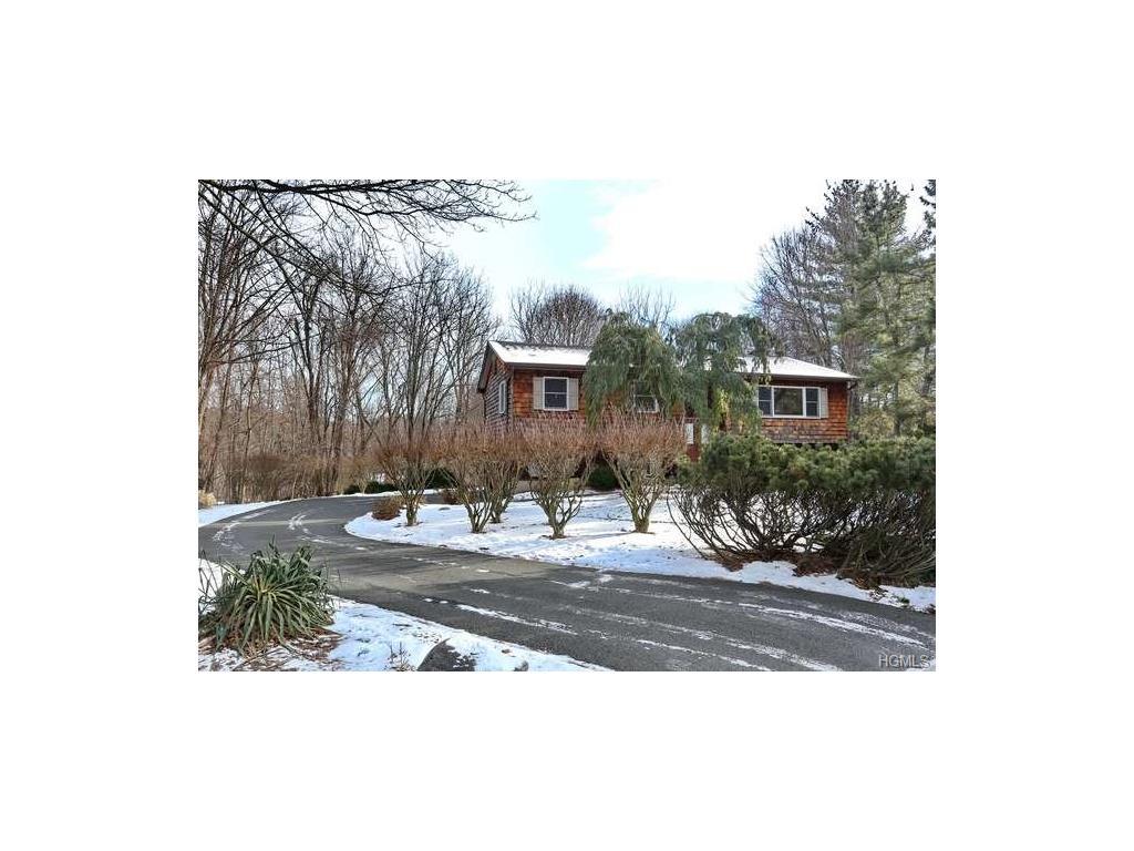11 Carpenter Court - Photo 1