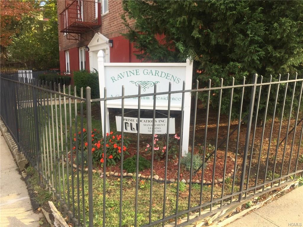 47 Point Street - Photo 1