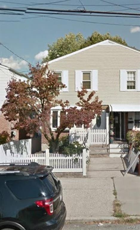 208 Throggs Neck Blvd Boulevard - Photo 1