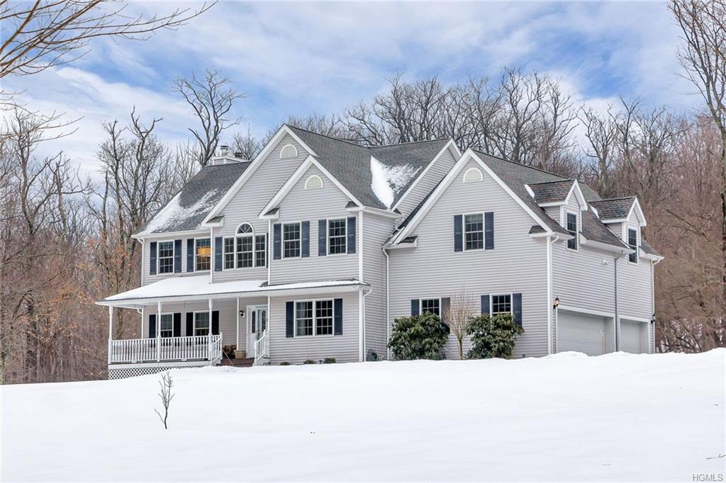 21 Breezy Hill Drive - Photo 1