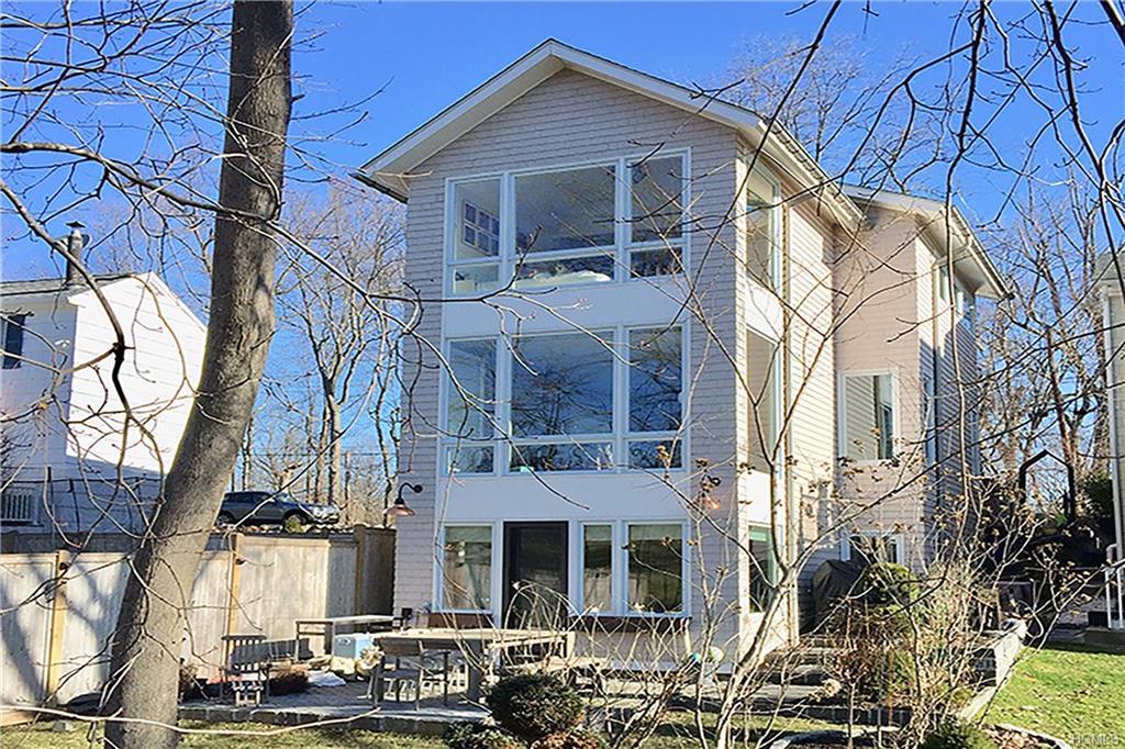170 Soundview Avenue - Photo 1