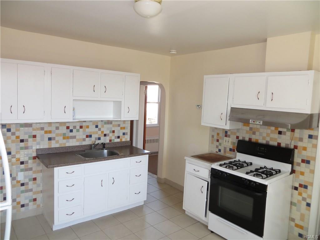 535 Terrace Avenue - Photo 1
