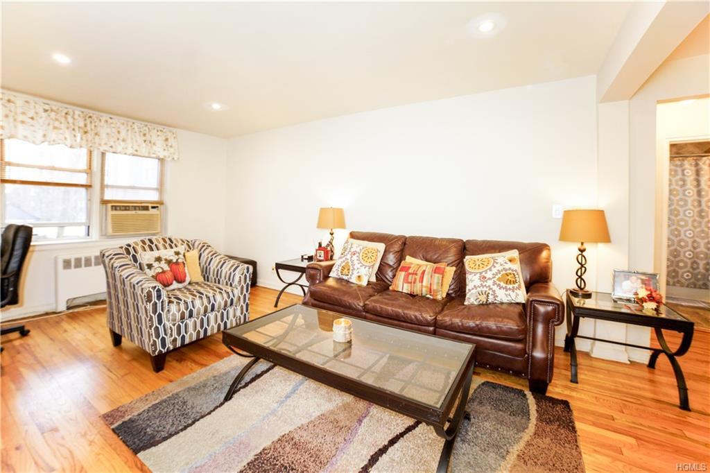 134 Ravine Avenue - Photo 1