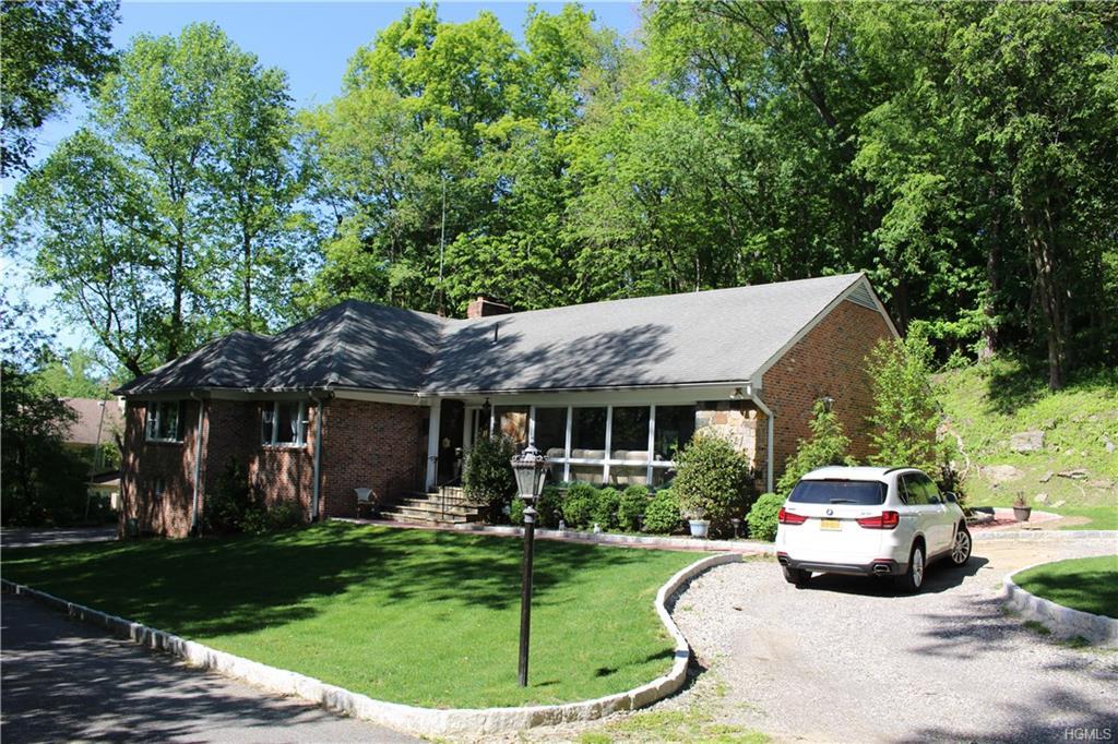 819 West Street - Photo 1