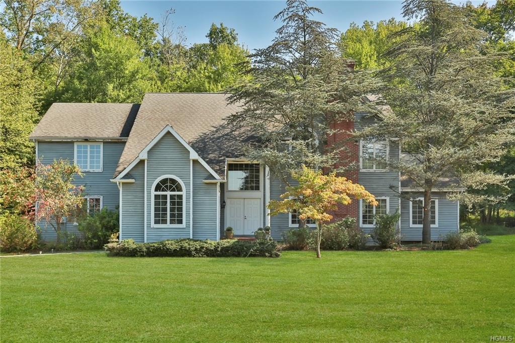 27 Valenza Lane - Photo 1