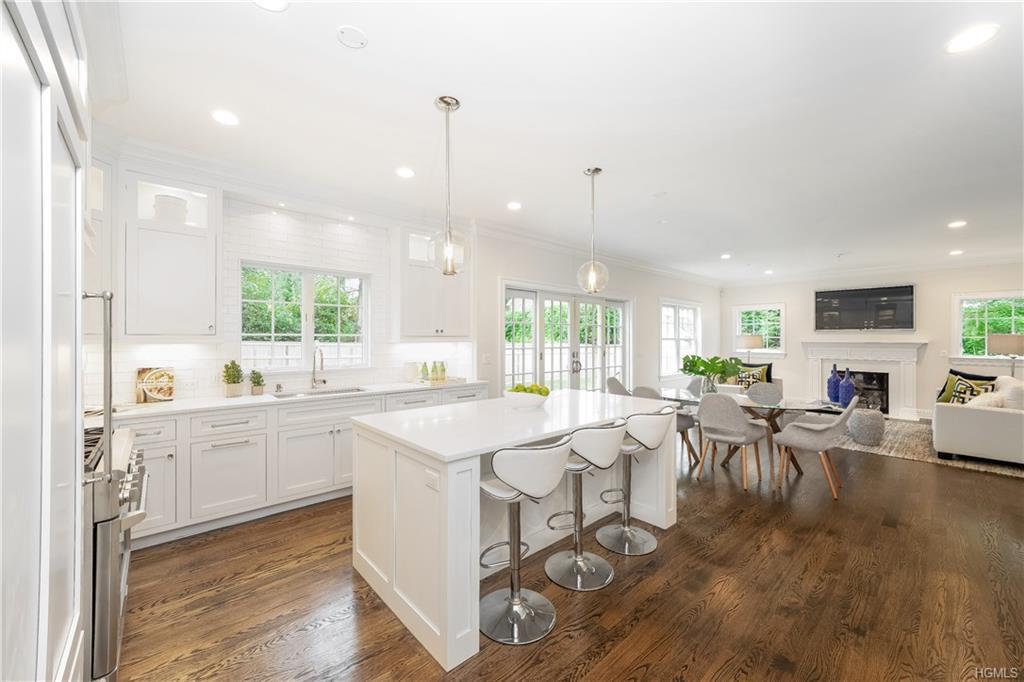 11 Drake Avenue - Photo 1