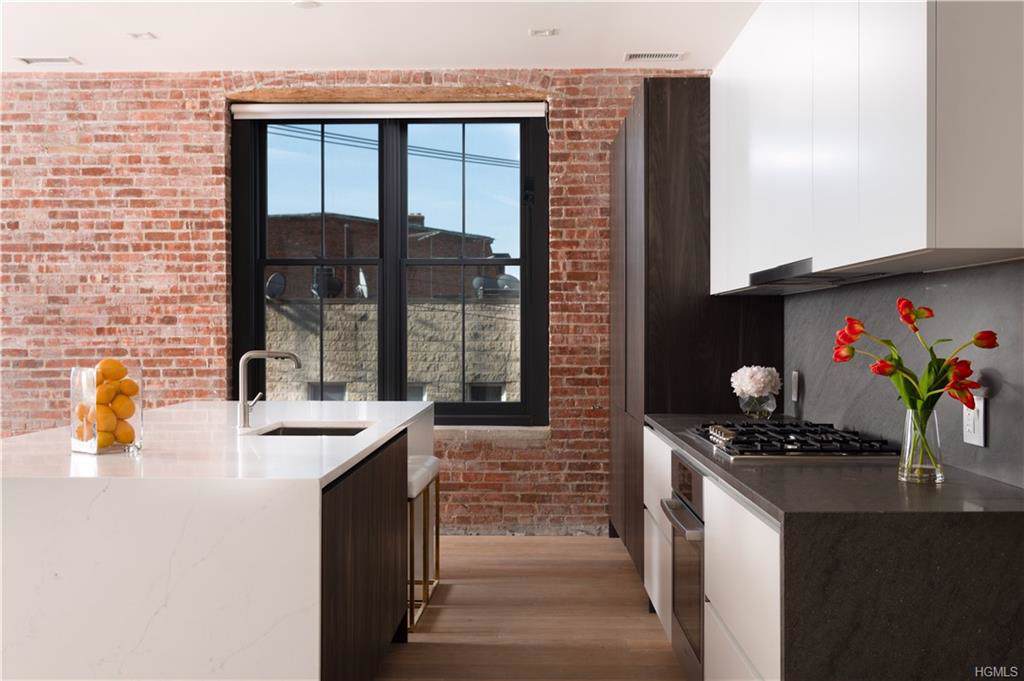 50 Chestnut Street - Photo 1