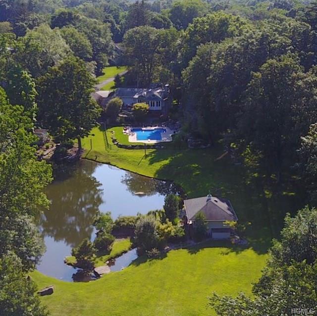 256 Cherry Lane - Photo 1