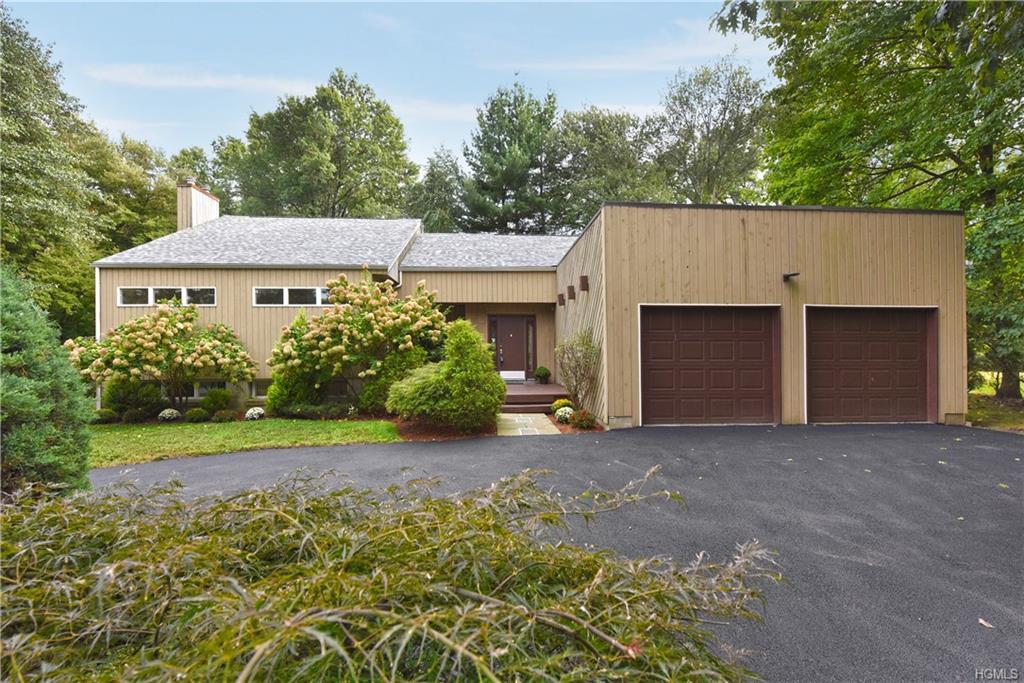 30 Rochambeau Drive - Photo 1