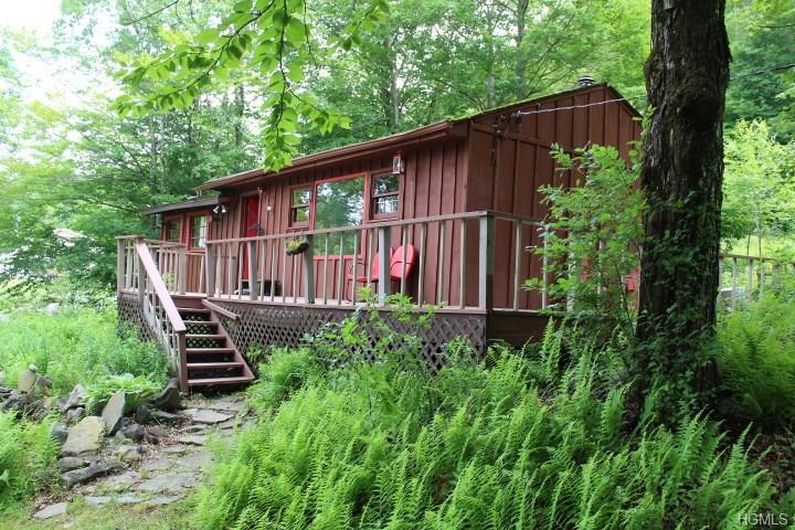 20 Willow Drive - Photo 1
