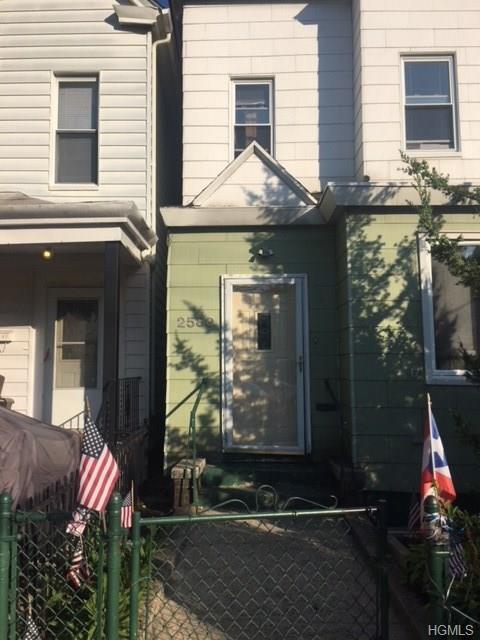 2580 Poplar Street - Photo 1